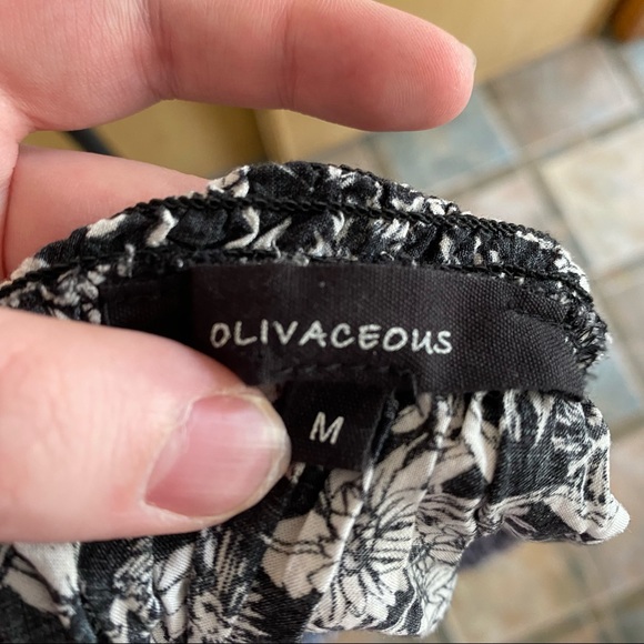 Olivaceous • Black & White Floral Open Back Mini Dress - Picture 11 of 12